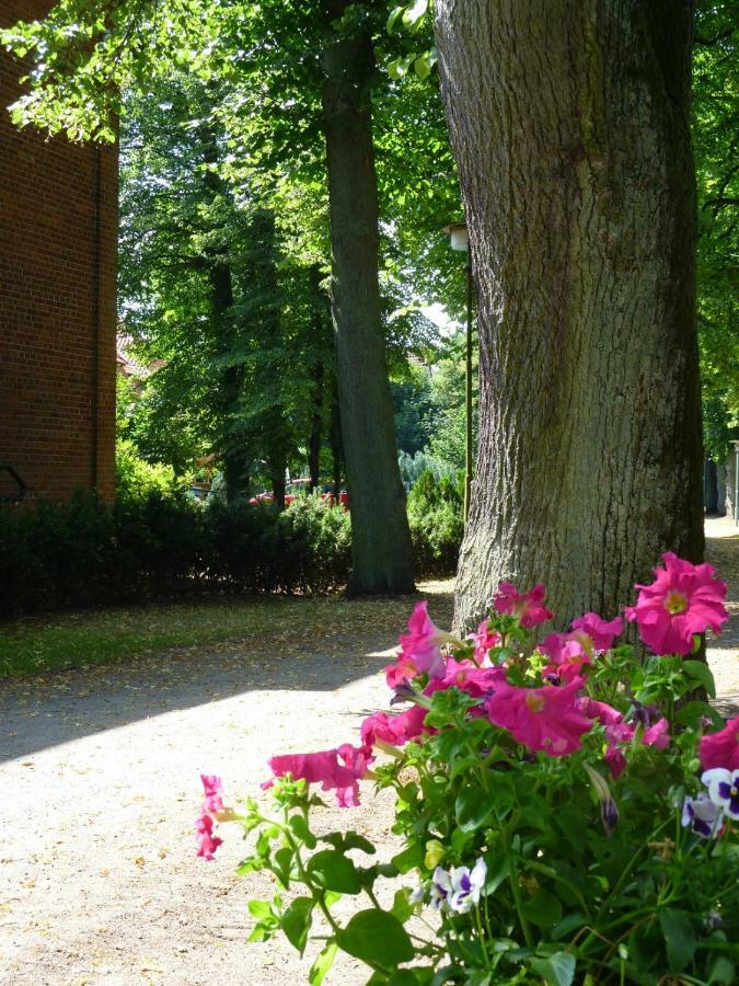 Vita Ferienresidenz Neu Kaliss Exteriör bild